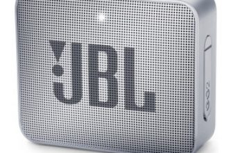 Amazon Prime – JBL GO 2  Bluetooth-Lautsprecher (Grau, Wasserfest, Freisprechfunktion, bis 5h Musik) für 17,99€